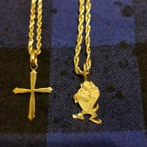 Solid 14k necklaces great for Christmas